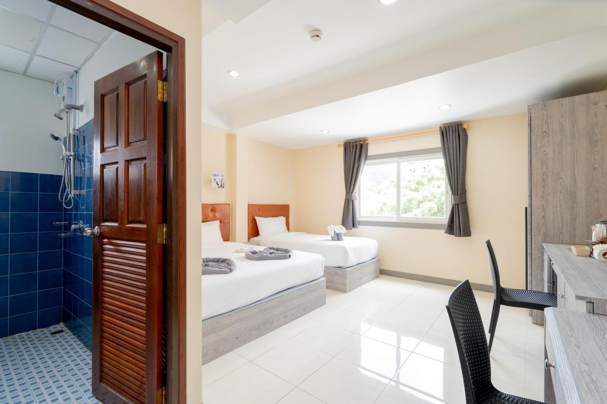 Hotel Squareone Patong Esterno foto