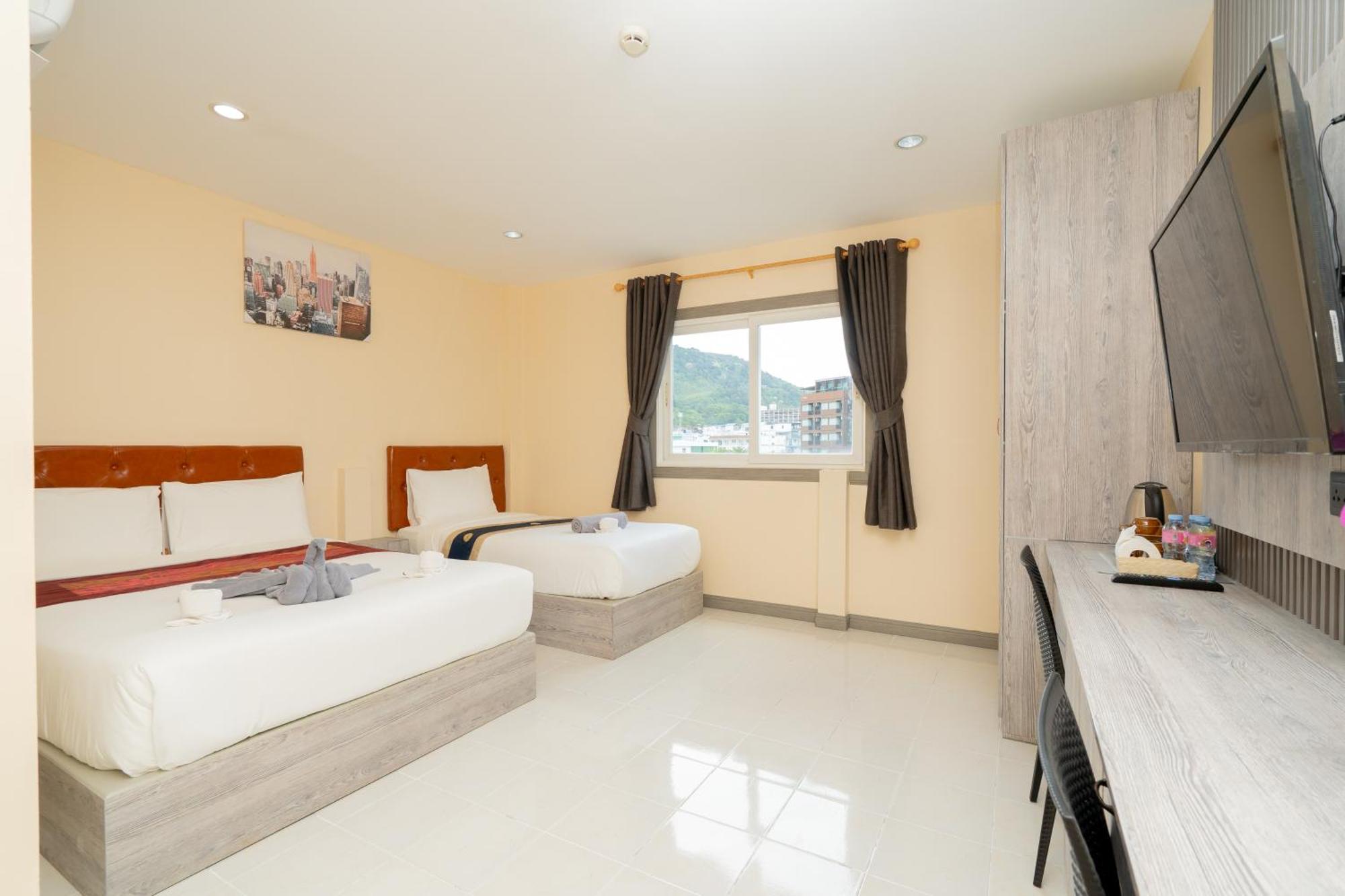 Hotel Squareone Patong Esterno foto