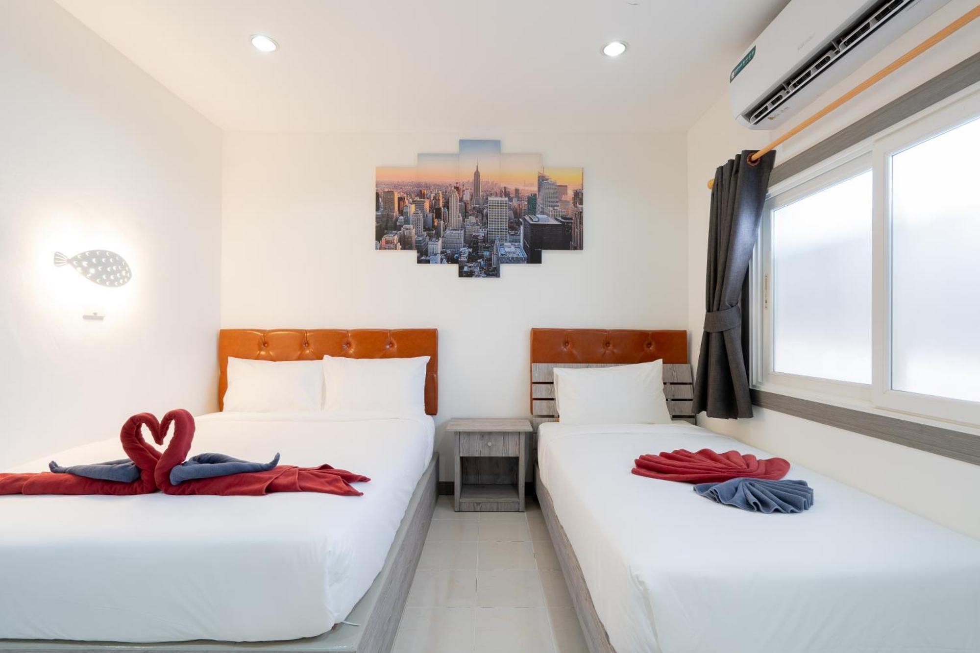 Hotel Squareone Patong Esterno foto