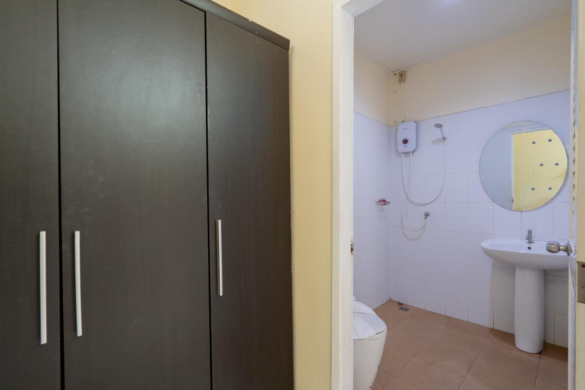 Hotel Squareone Patong Esterno foto